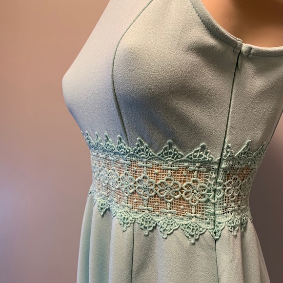 Skater style dress - Picture 5 of 6